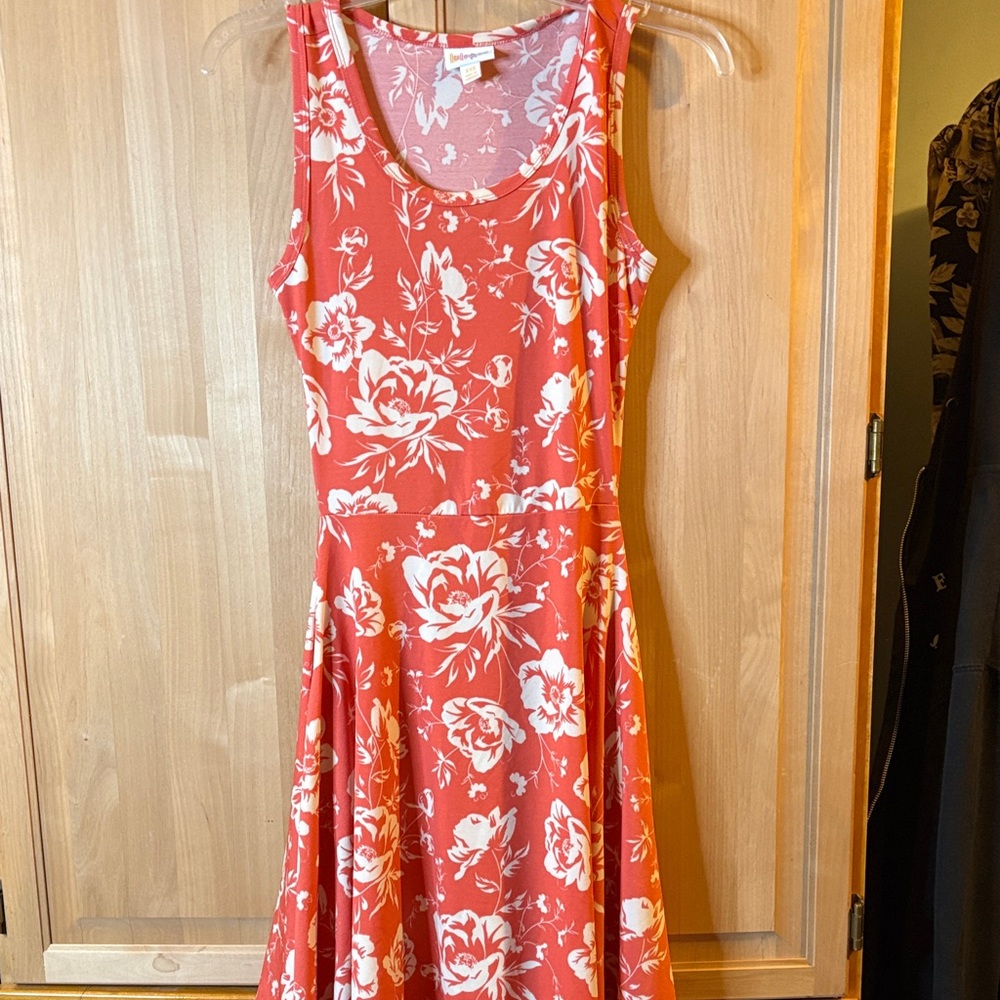 LuLaRoe Coral and White Floral Nikki Dress